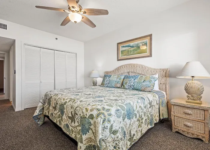 Tropical Winds 104 Holiday home
